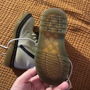 Kids Doc Marten boots Olive
